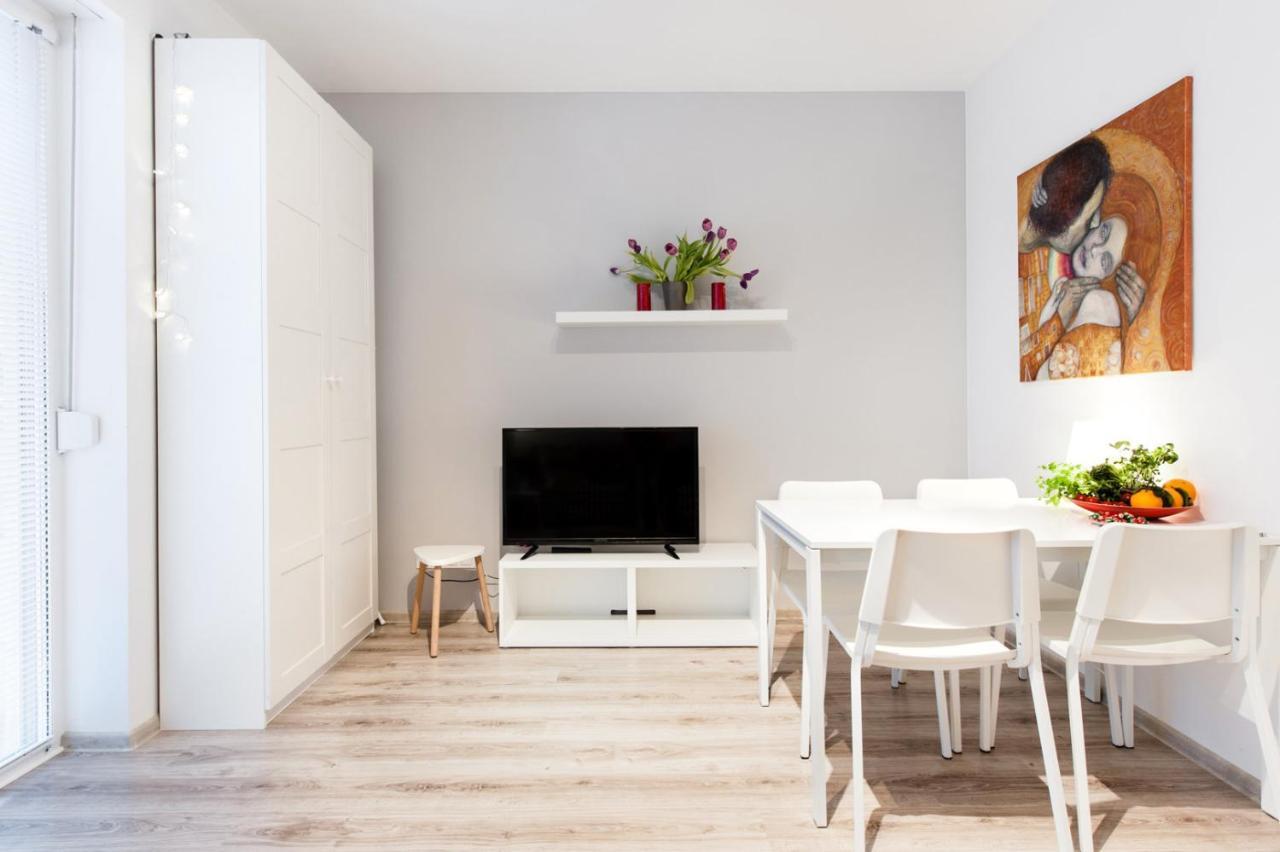 Apartament Project Comfort Apartament Dywizjonu 303 175/8 Warszawa Zewnętrze zdjęcie