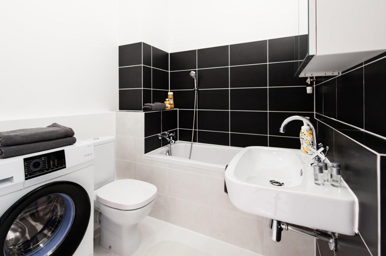 Apartament Project Comfort Apartament Dywizjonu 303 175/8 Warszawa Zewnętrze zdjęcie